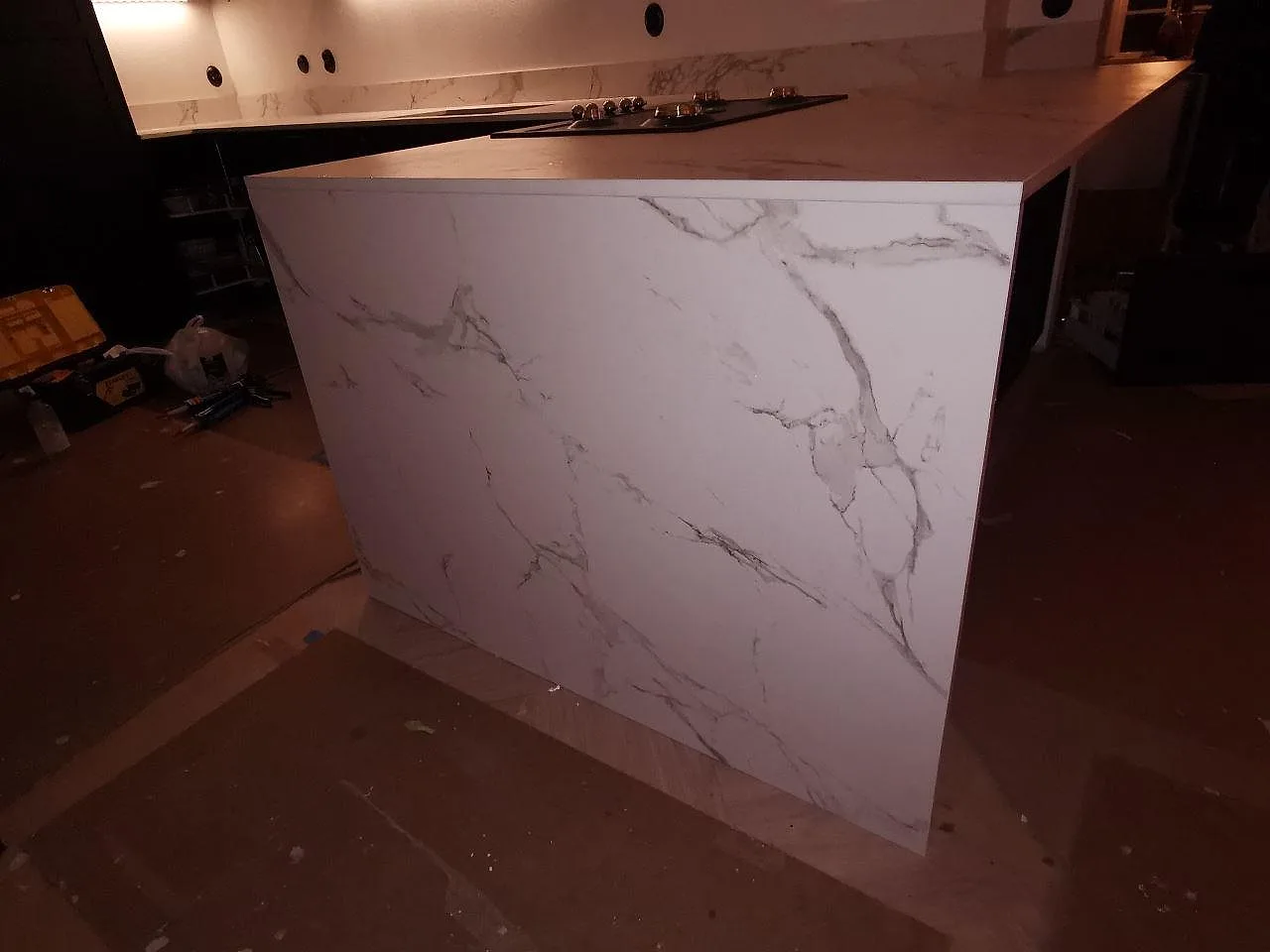Dekton Aura 15 - Varberg  2021-10-07.