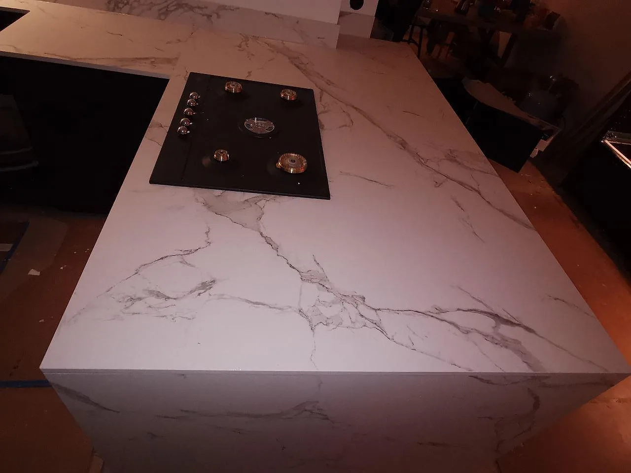 Dekton Aura 15 - Varberg  2021-10-07.