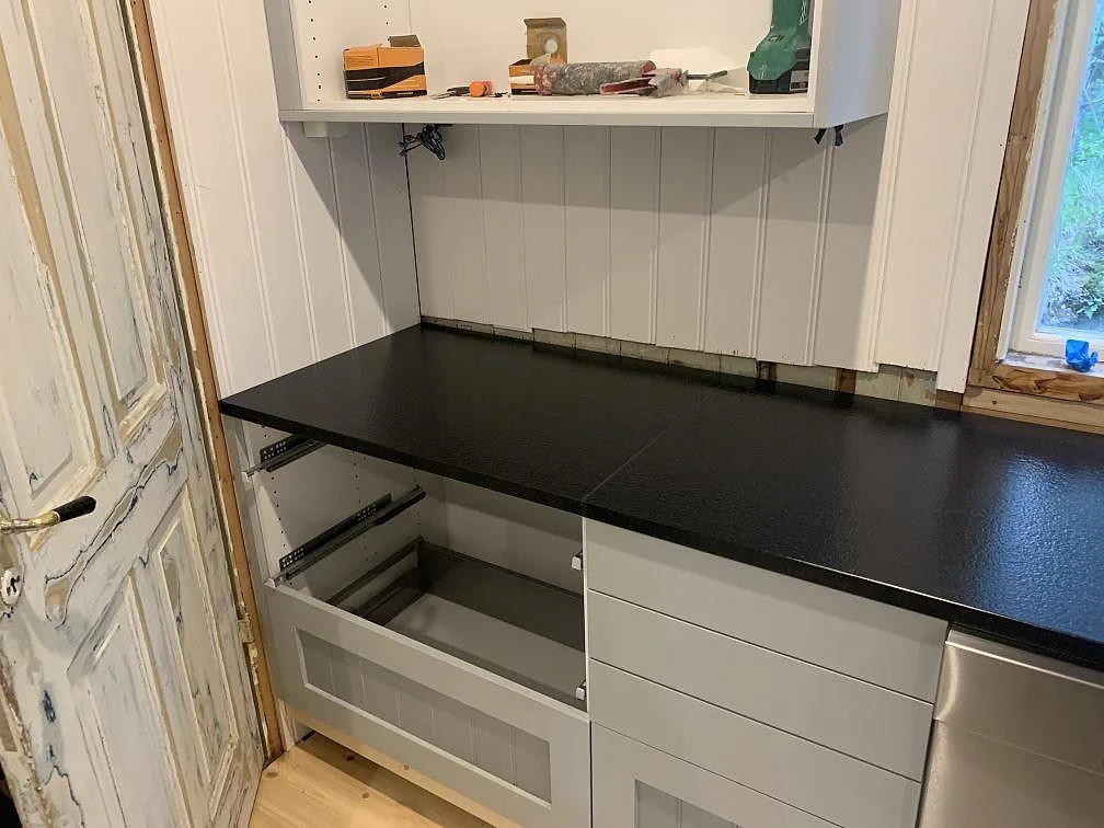 Projekt Nero Assoluto Flamed and Brushed - Lerum.