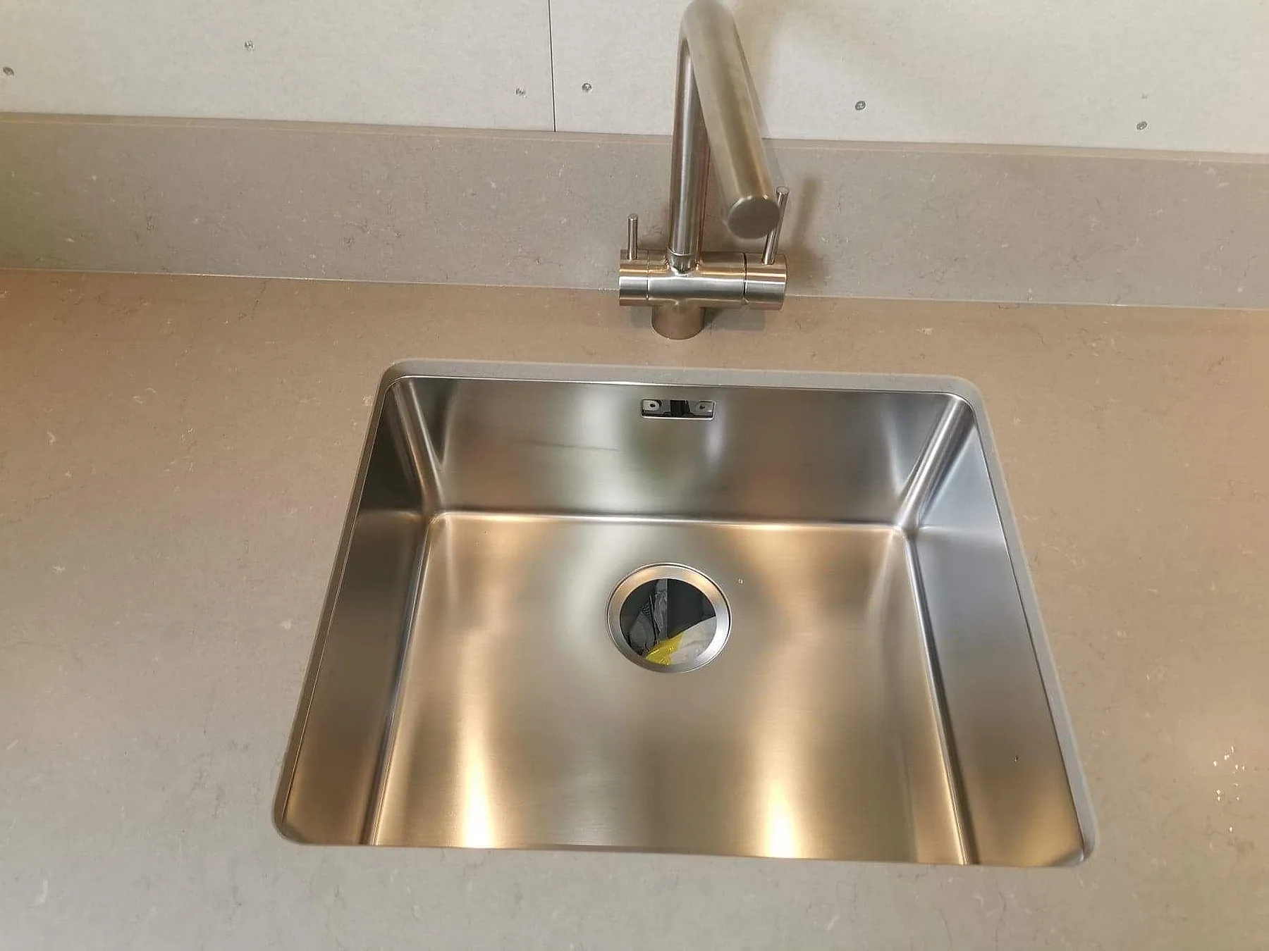 Projekt Silestone Coral Clay - Jönköping.