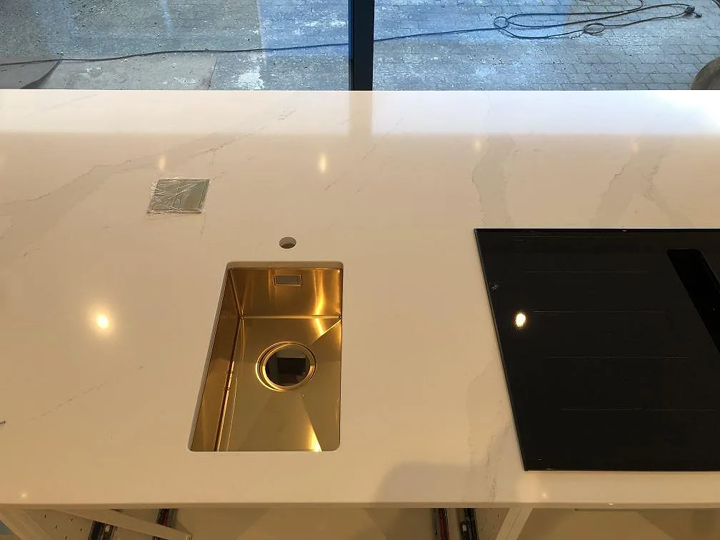 Silestone Eternal Calacatta Gold - Höör 2021-10-22.