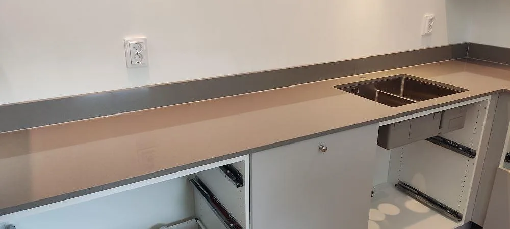 Projekt Silestone Gris Expo - Rönnäng.