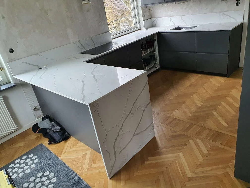 Projekt Technistone Crystal Calacatta Silva - Älvsjö.