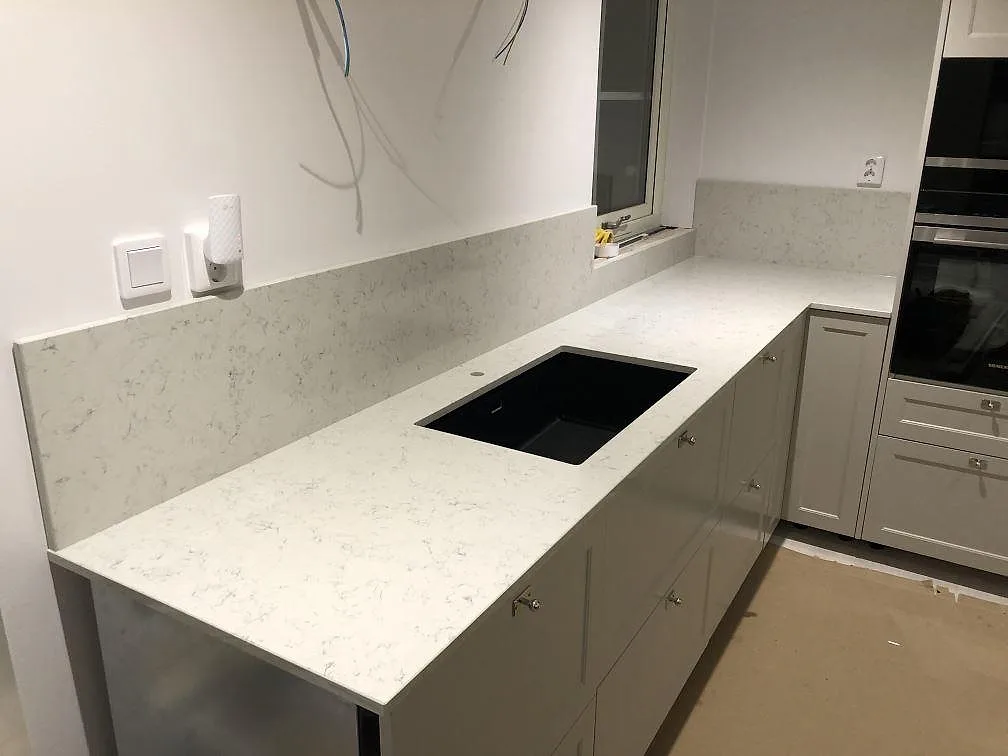 Technistone Noble Carrara - Ekerö 2021-11-26.