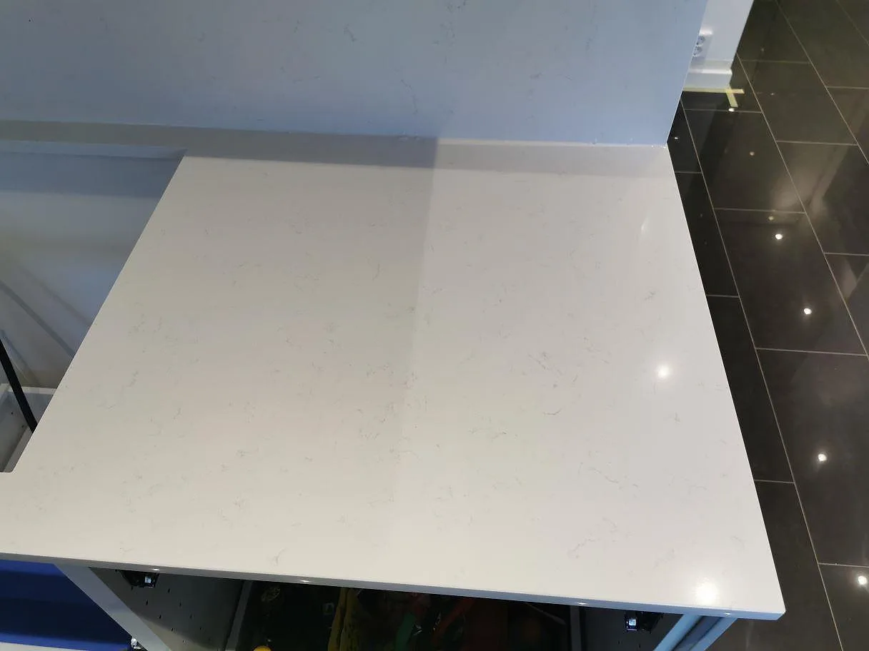 Technistone Noble Supreme White - Malmö 2021-10-21.