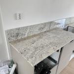 Antique White - Eslöv - montering  2025-04-11