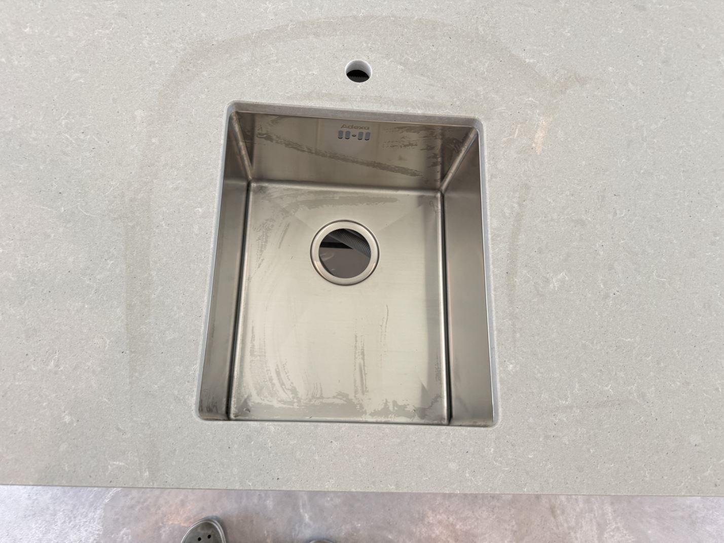 Technistone Noble Concrete Grey - LISTERBY - montering  2025-07-04