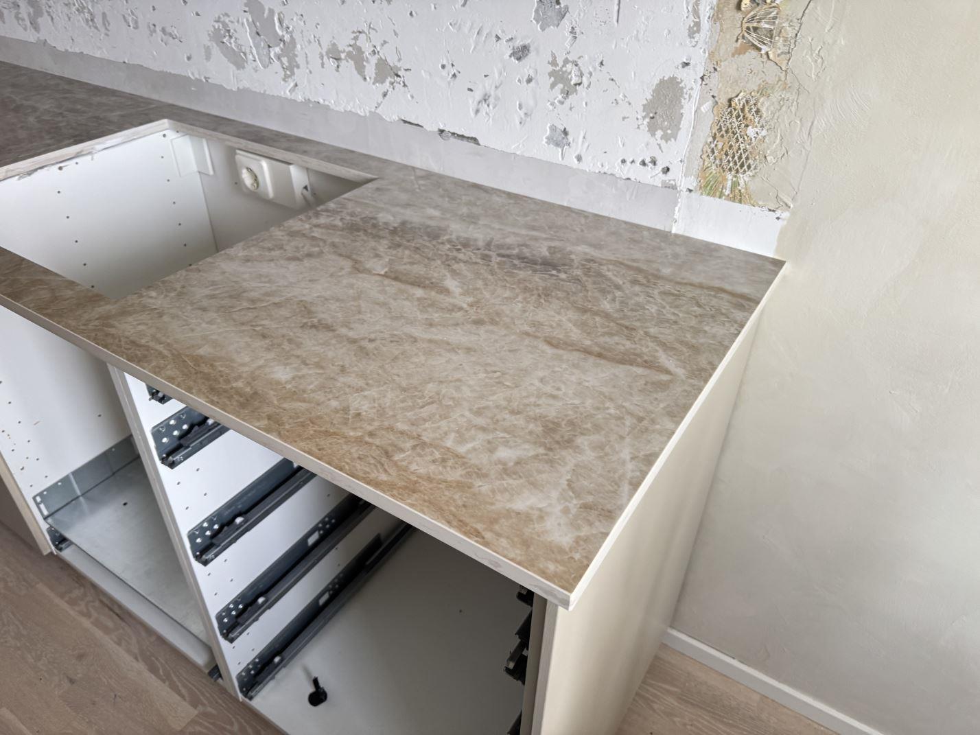 Dekton Taga - Västra Frölunda - montering  2025-07-02