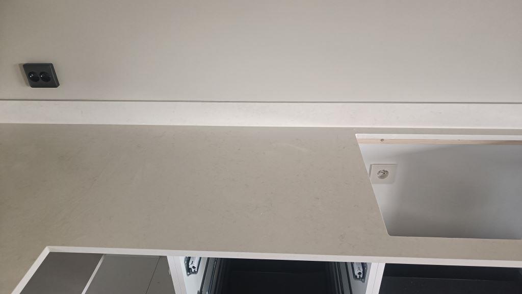 Silestone Linen Cream - Tågarp - montering  2025-08-29