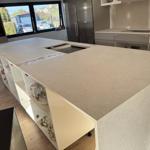 Dekton VK01 Nebbia - Löddeköpinge - montering  2025-09-27