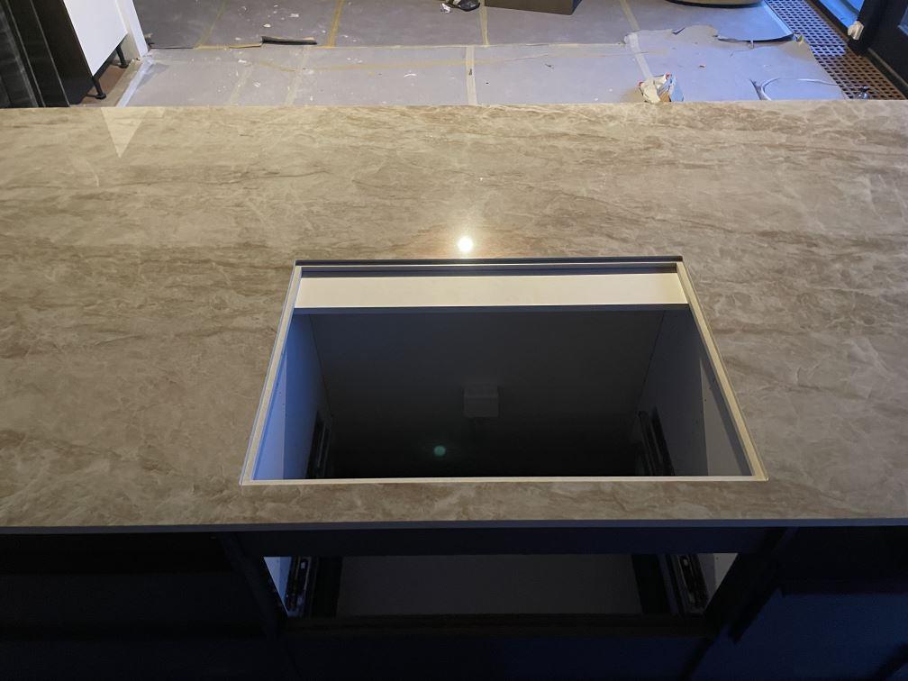 Dekton Taga - Gentofte - montering  2025-12-14