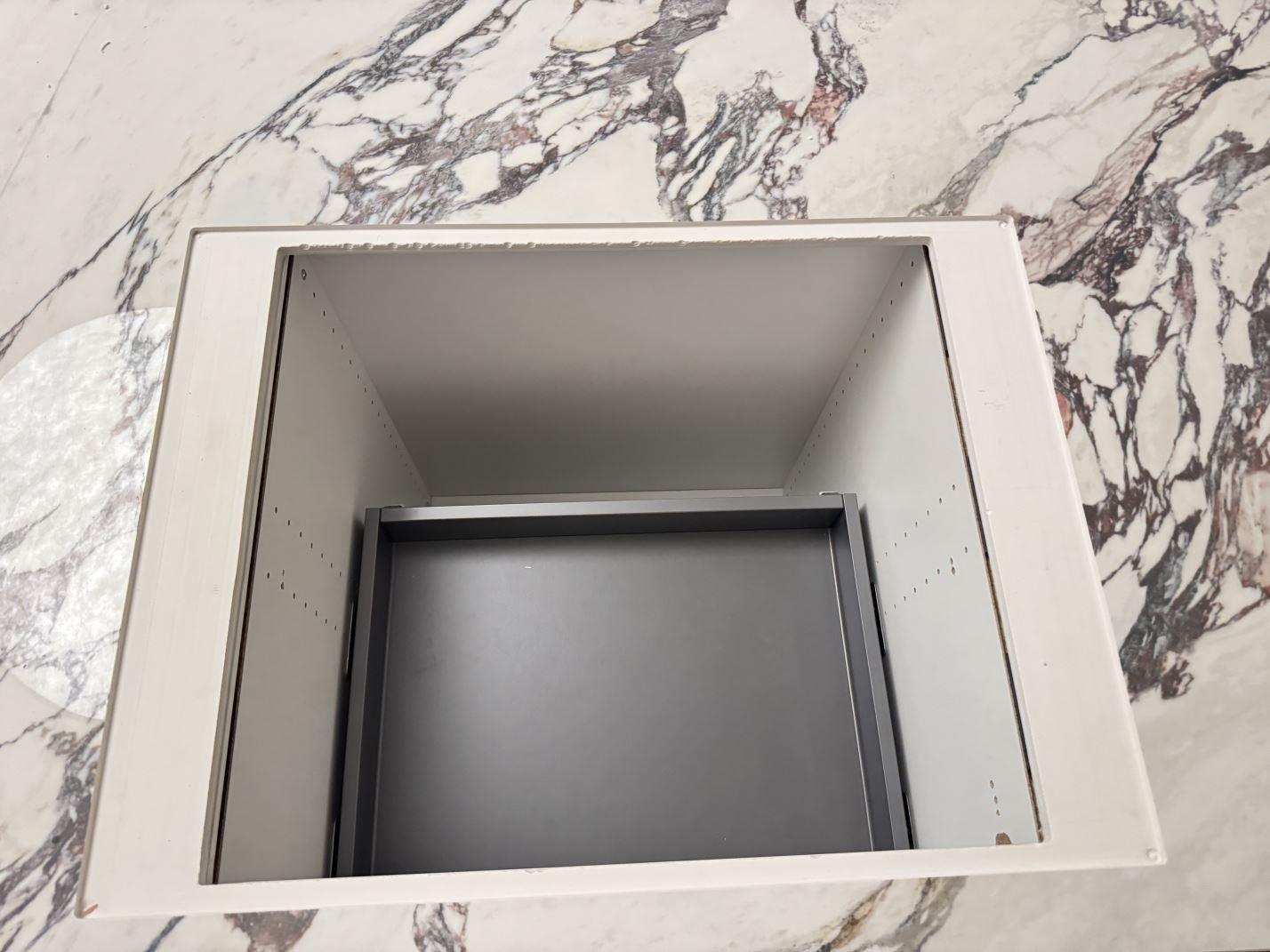 Nuovo Corso Arabescato Viola - Helsingborg - montering  2025-12-21