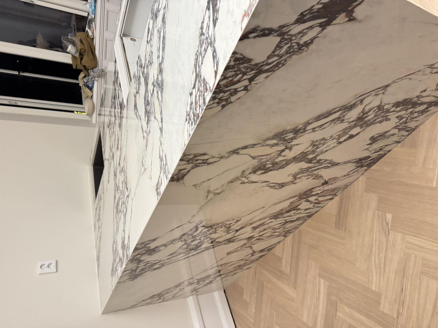 Nuovo Corso Arabescato Viola - Helsingborg - montering  2025-12-21