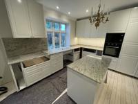 Antique White - Ystad - montering  2026-05-11