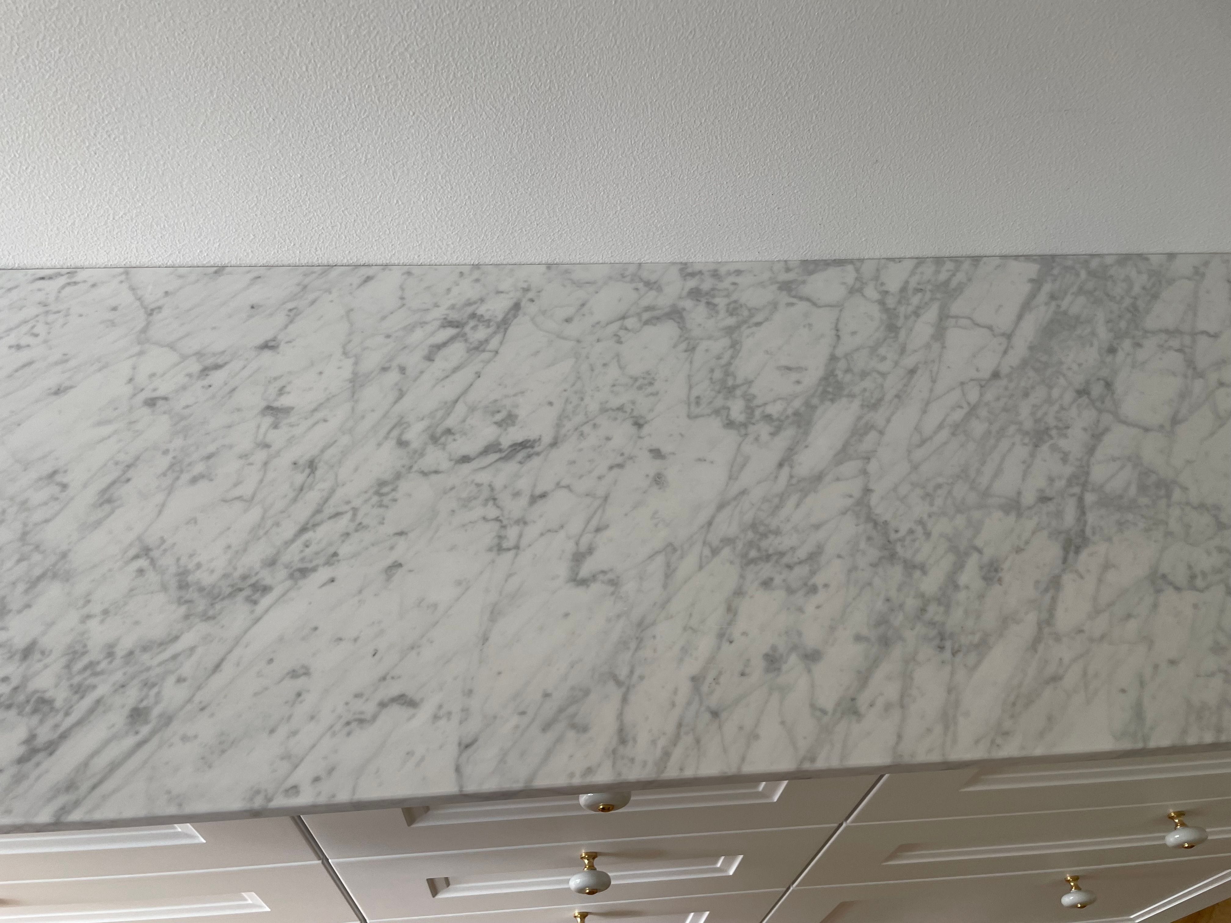 Carrara C köksbänkskiva i Stockholm