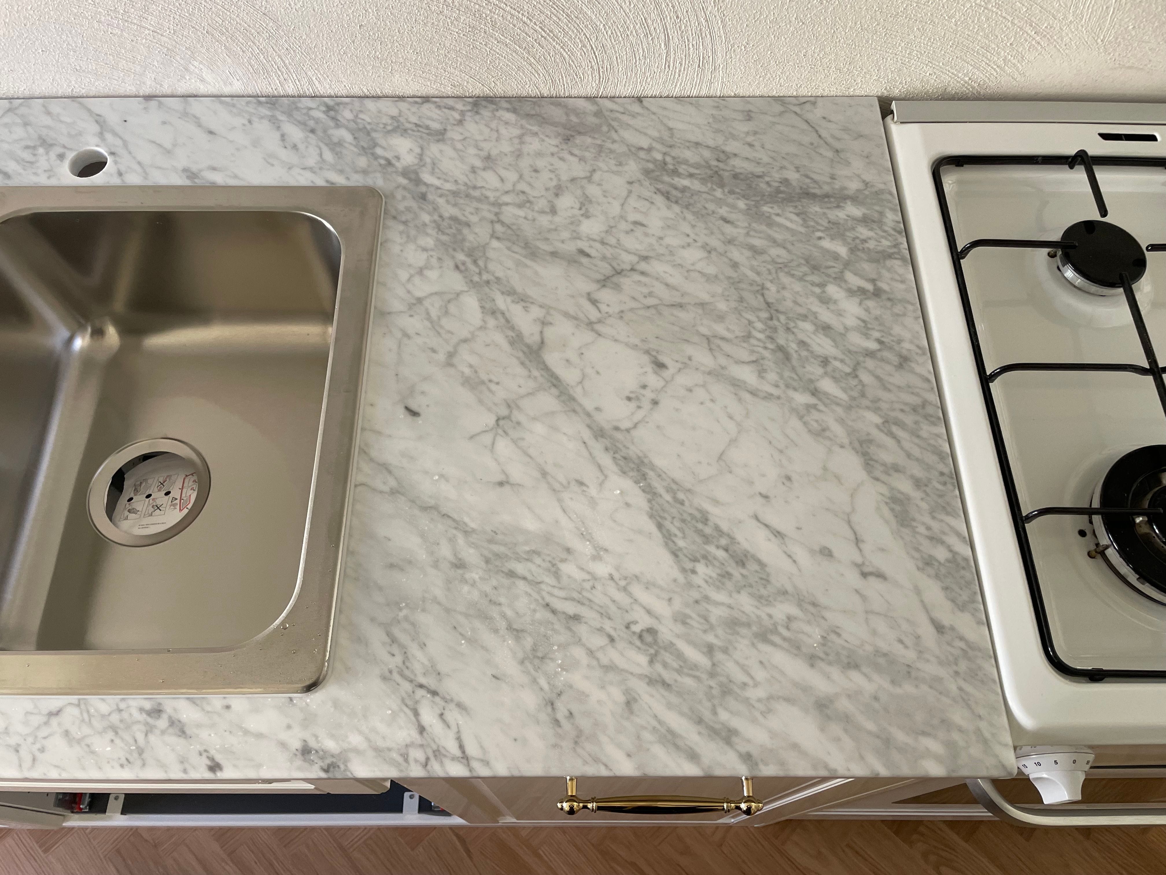 Carrara C köksbänkskiva i Stockholm