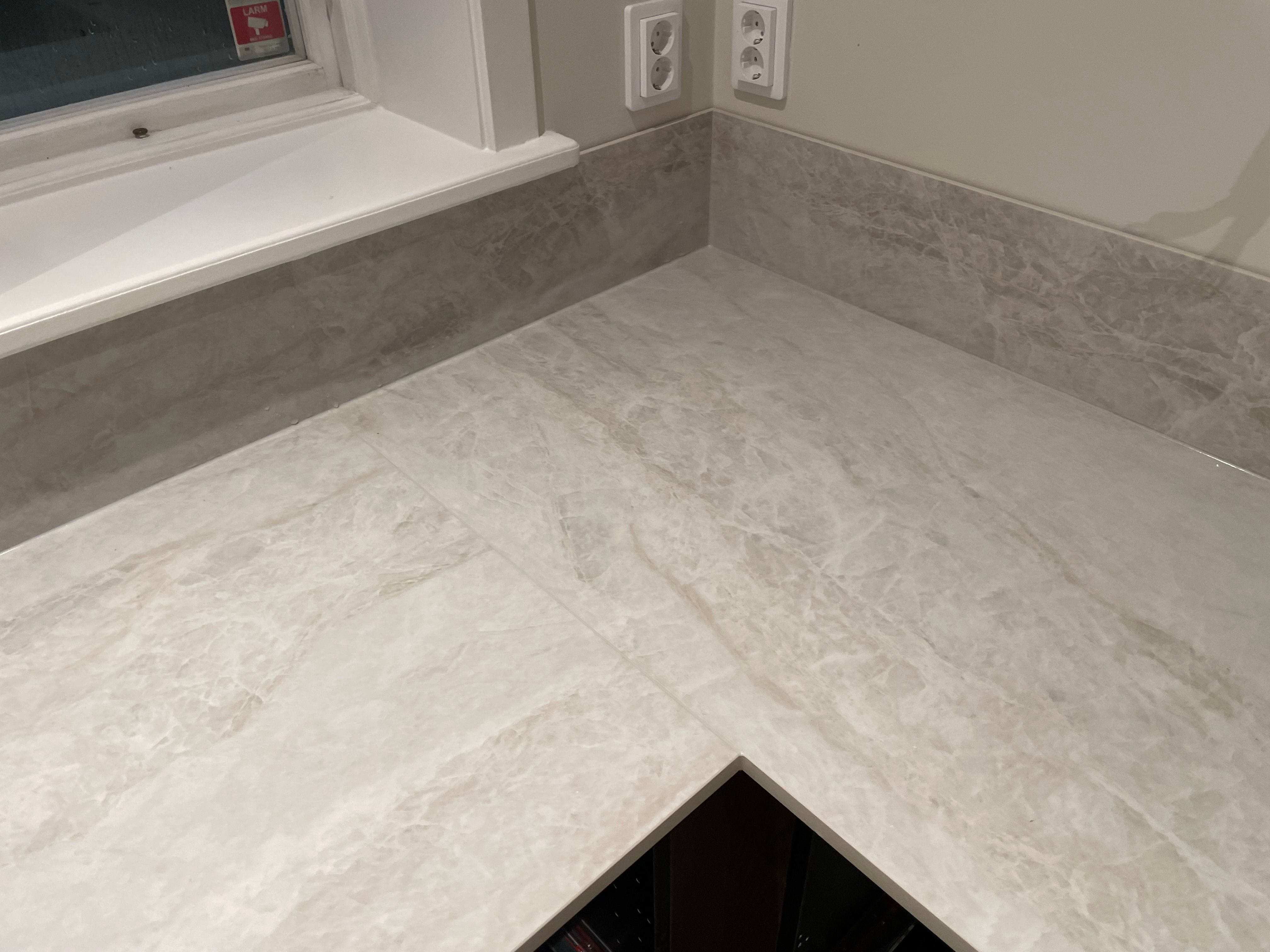 Köksbänkskiva i Dekton Nara i Sundbyberg
