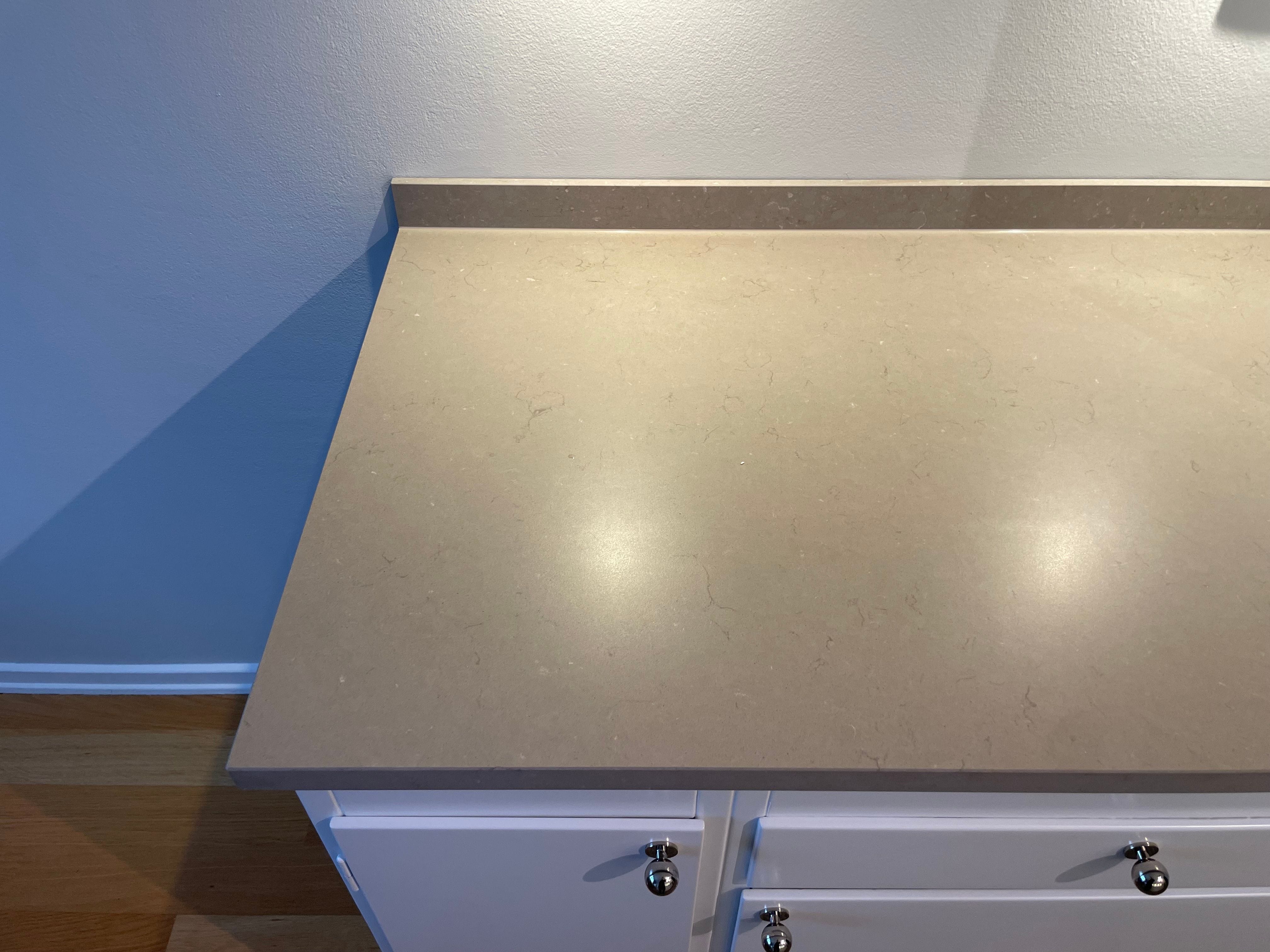Köksbänkskiva i Silestone Coral Clay, Nacka