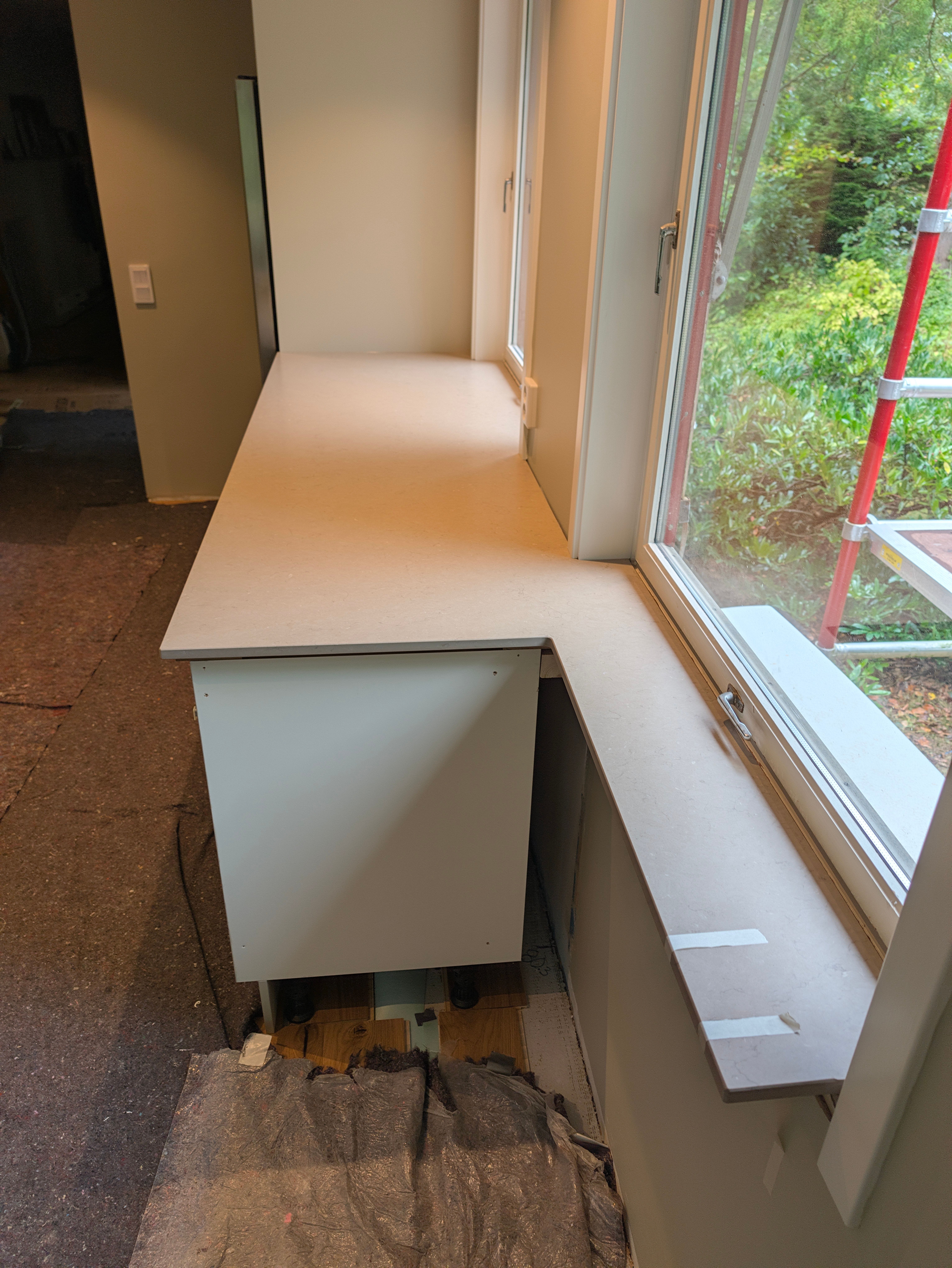 Köksbänkskiva i Silestone Coral Clay, Hålta