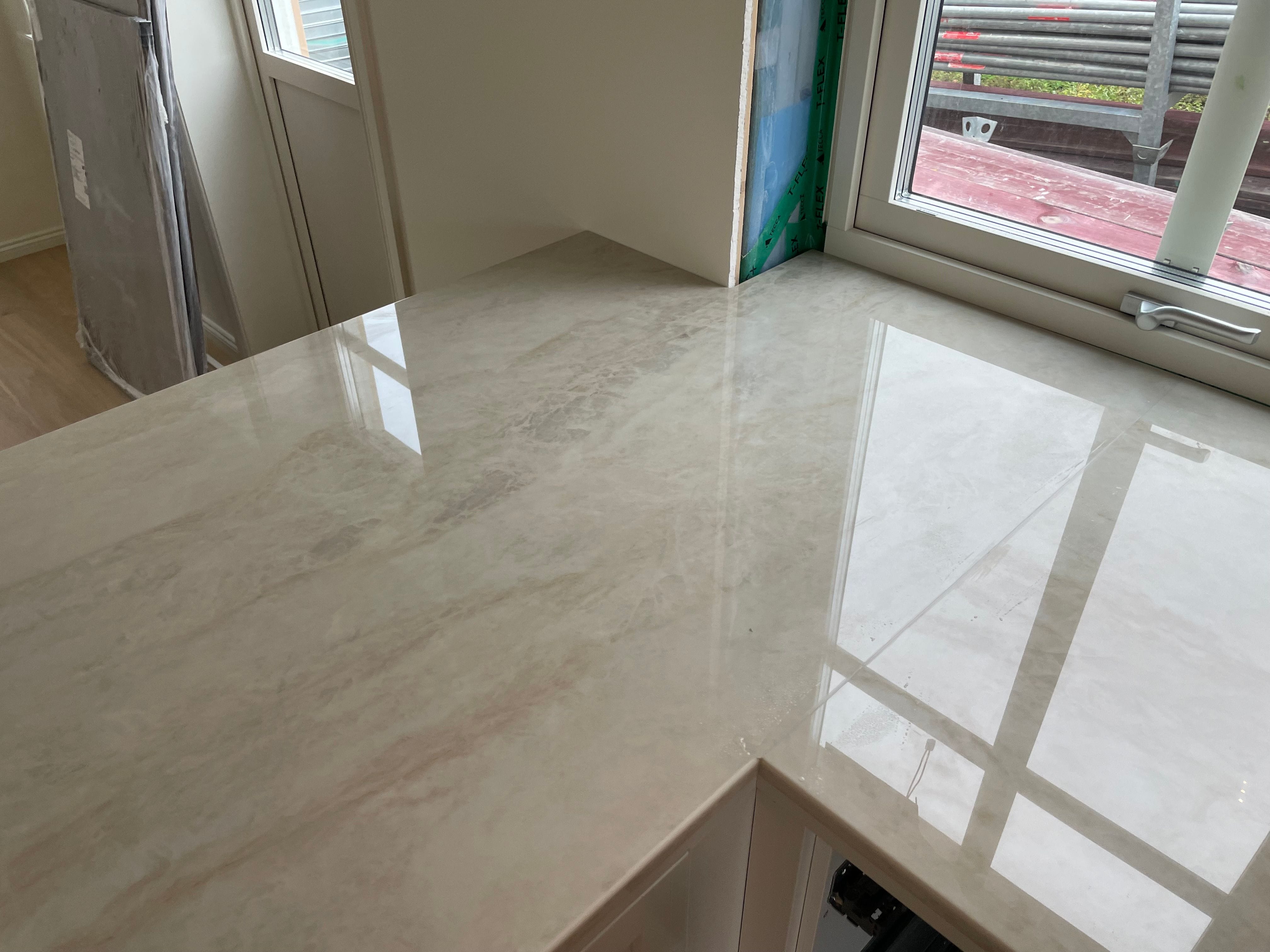 Köksbänkskiva i Dekton Arga – Sollentuna