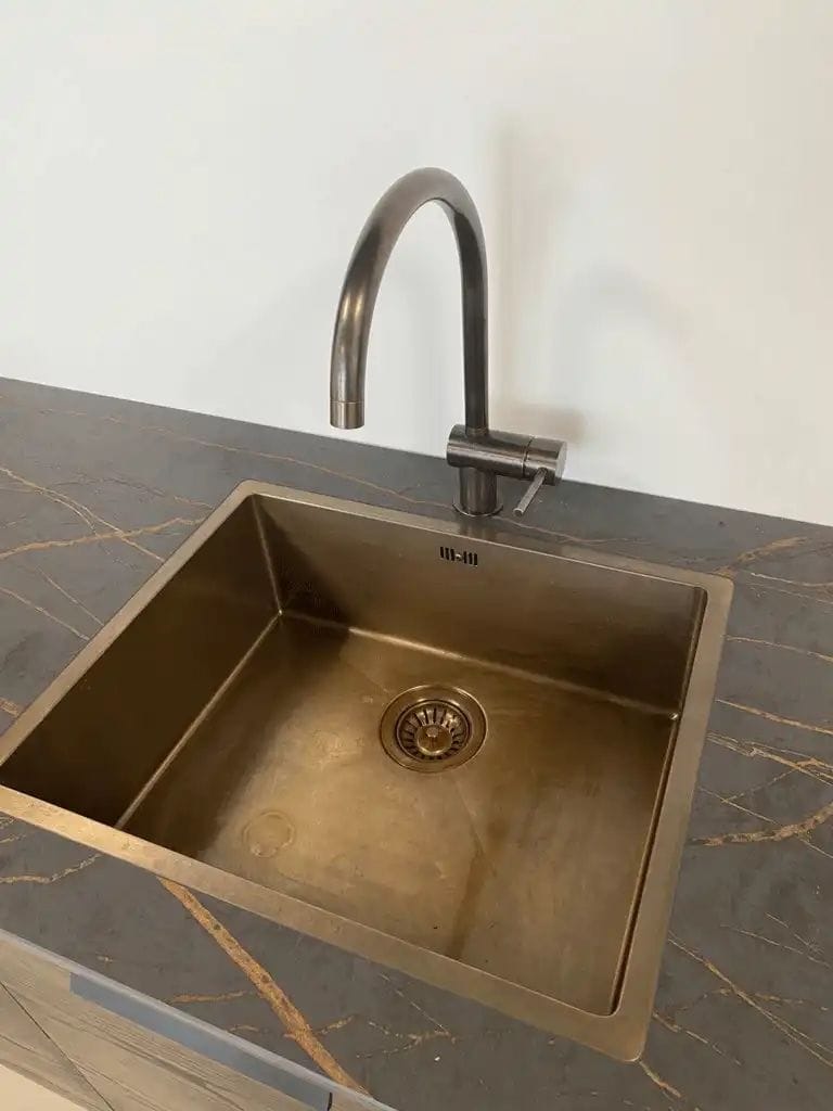 Lavabo Kubus 500 Soft Brunerad Massiv Mässing