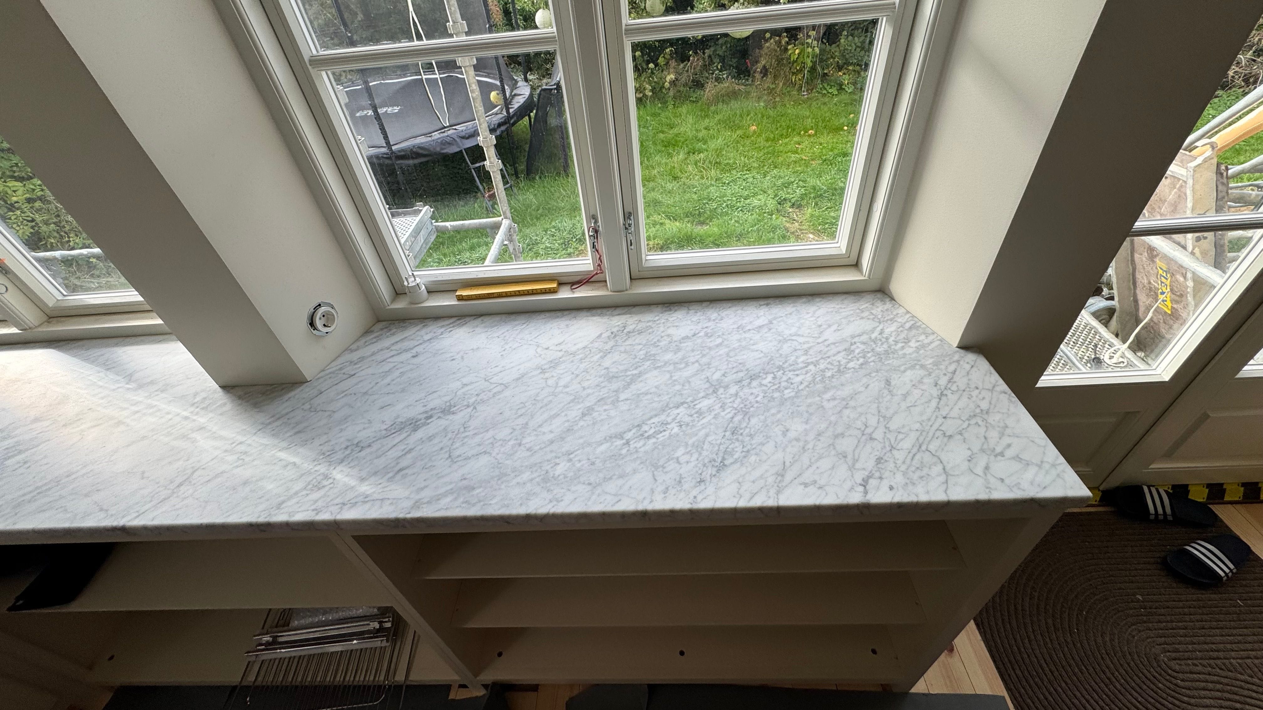 Carrara C köksbänkskiva i Malmö