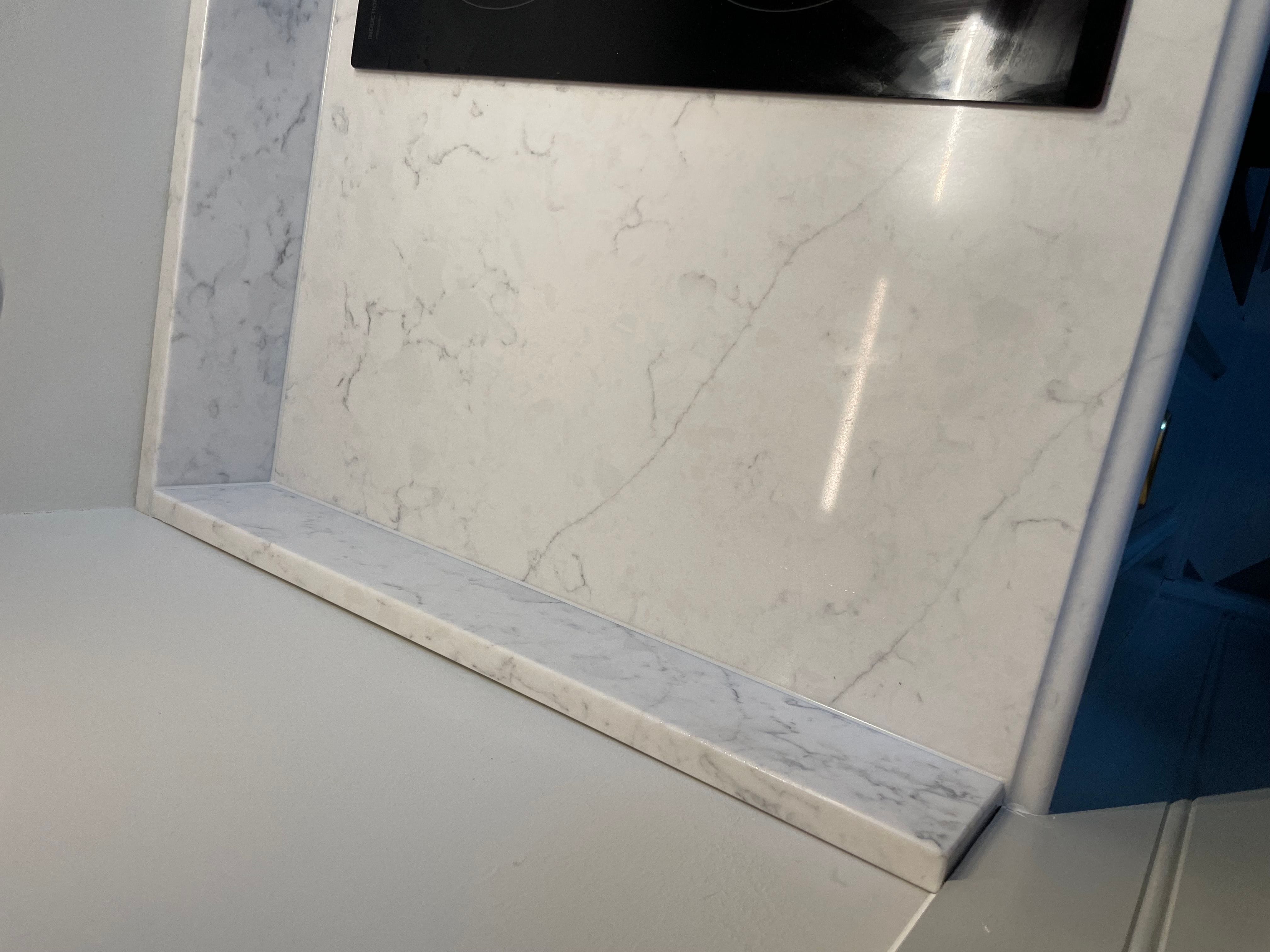 Köksbänkskiva i Sundbyberg – Mystery White