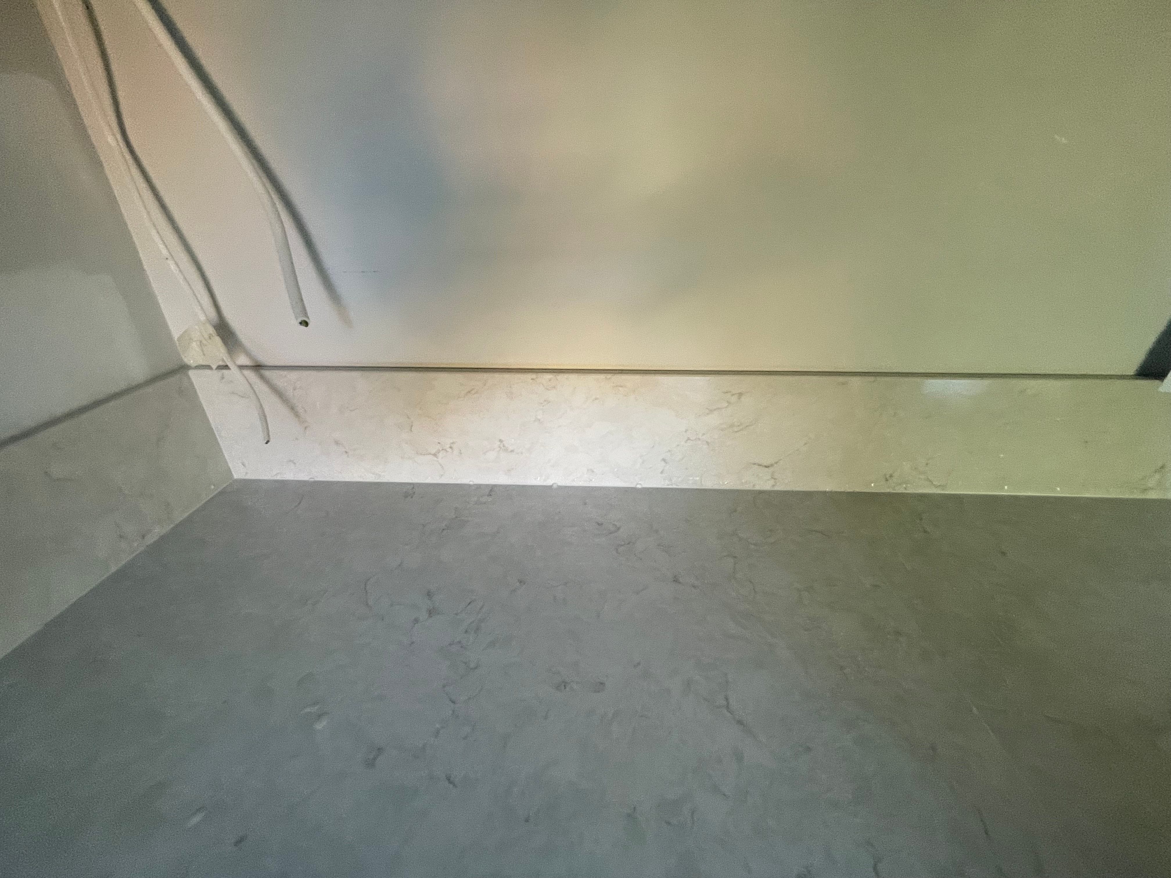Köksbänkskiva i Silestone Snowy Ibiza, Bromma