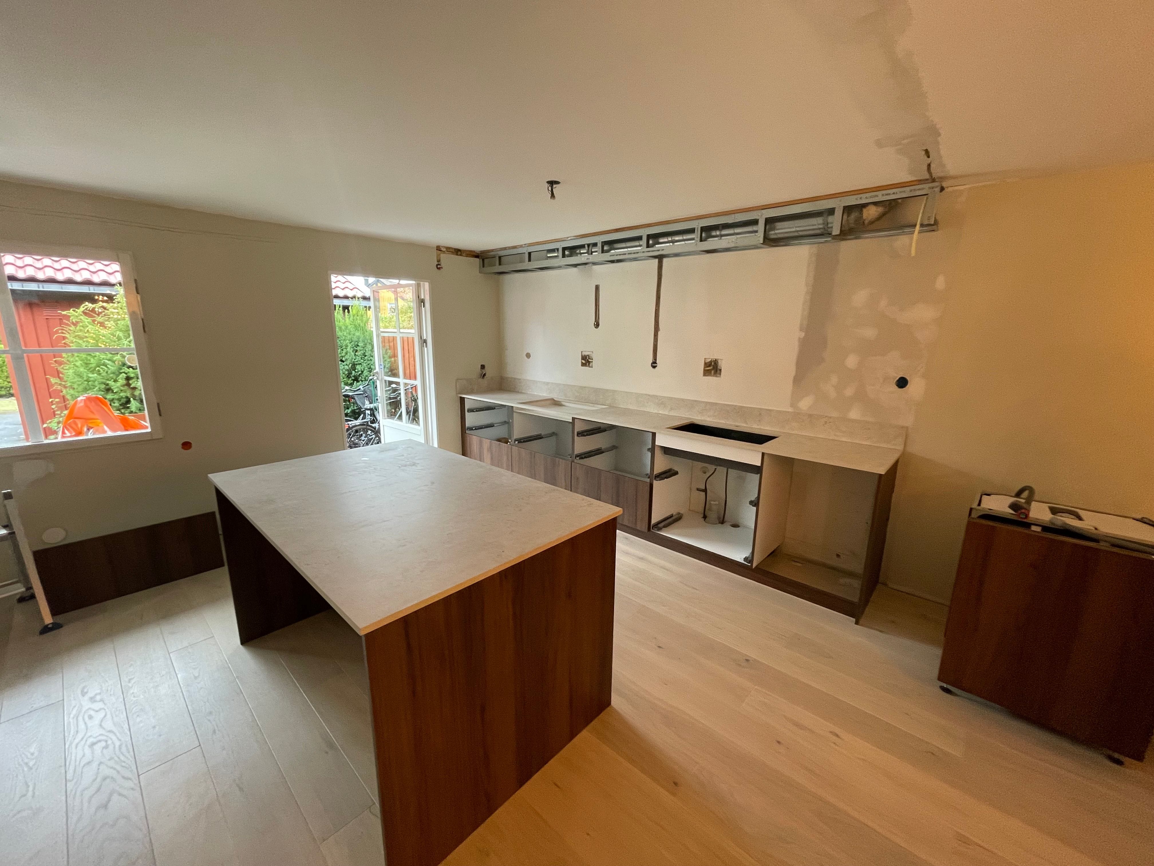 Köksbänkskiva i Dekton på Lidingö