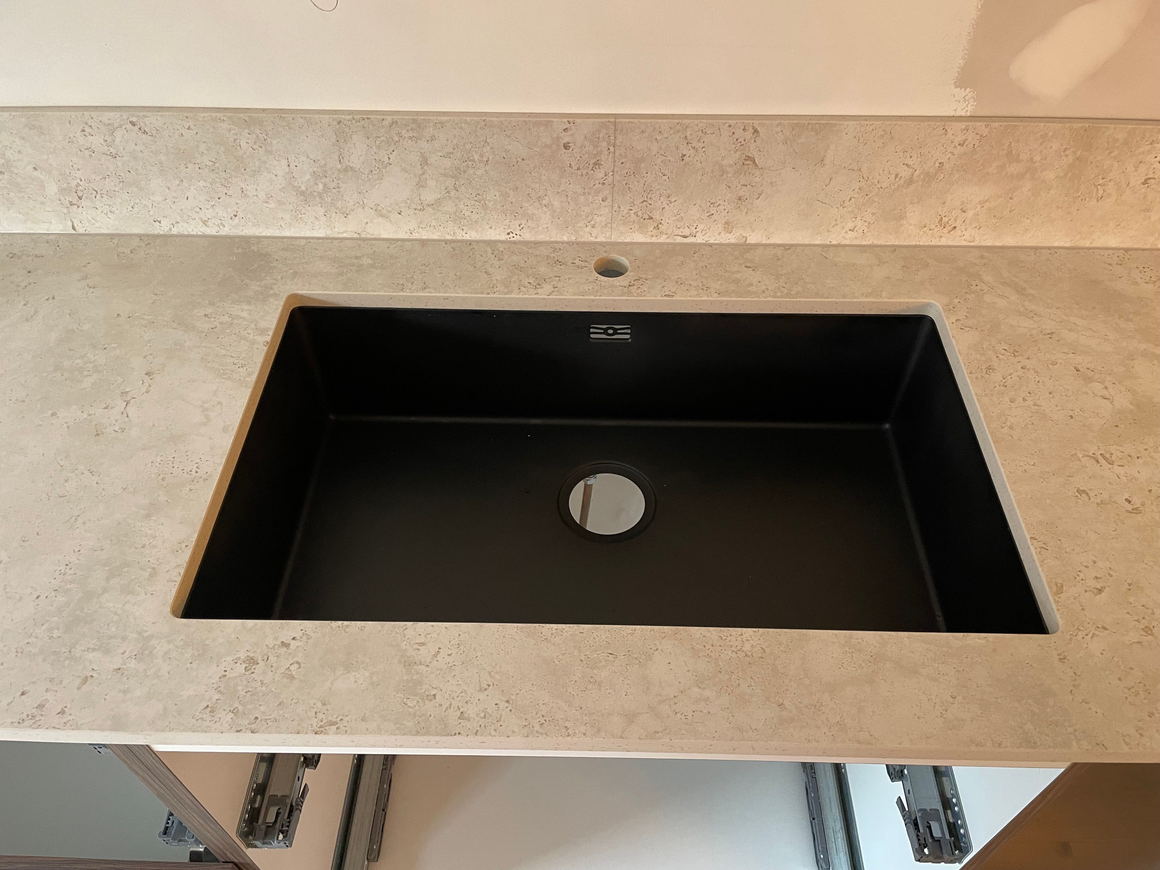 Köksbänkskiva i Dekton på Lidingö