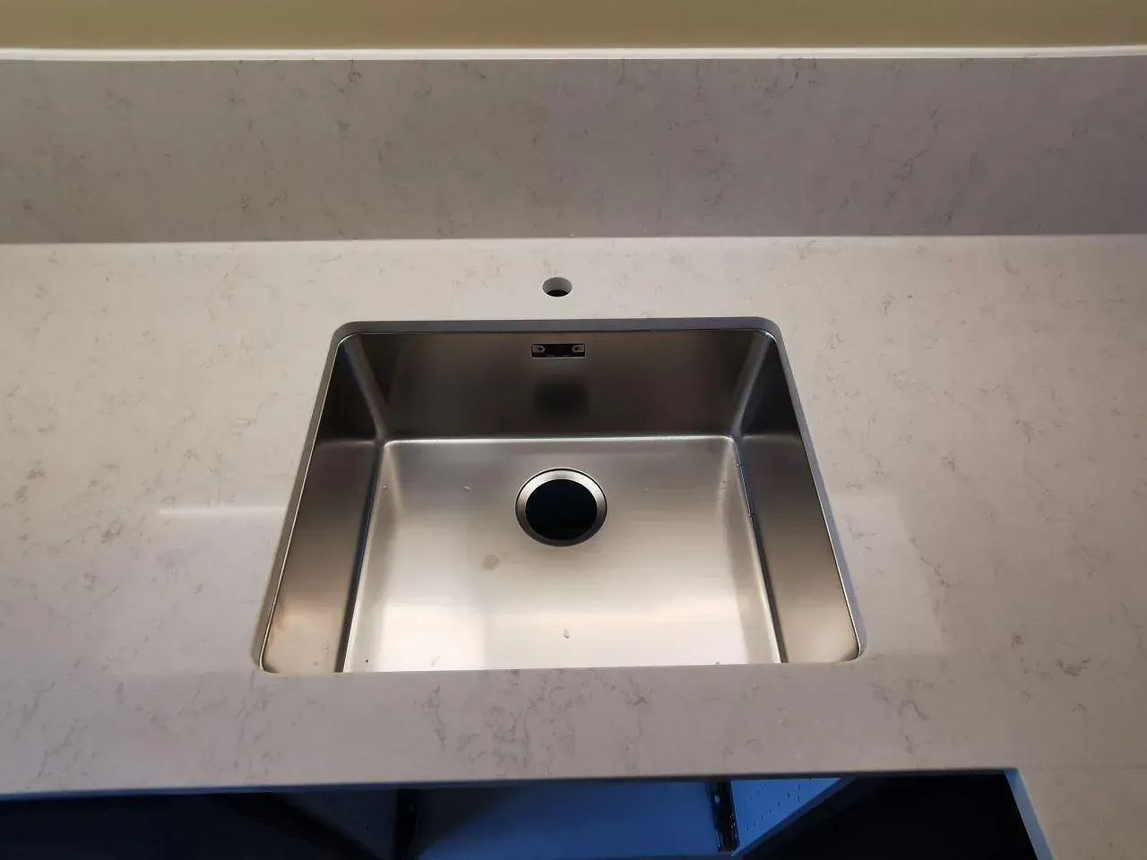 Silestone Snowy Ibiza - Malmö 2021-11-18.