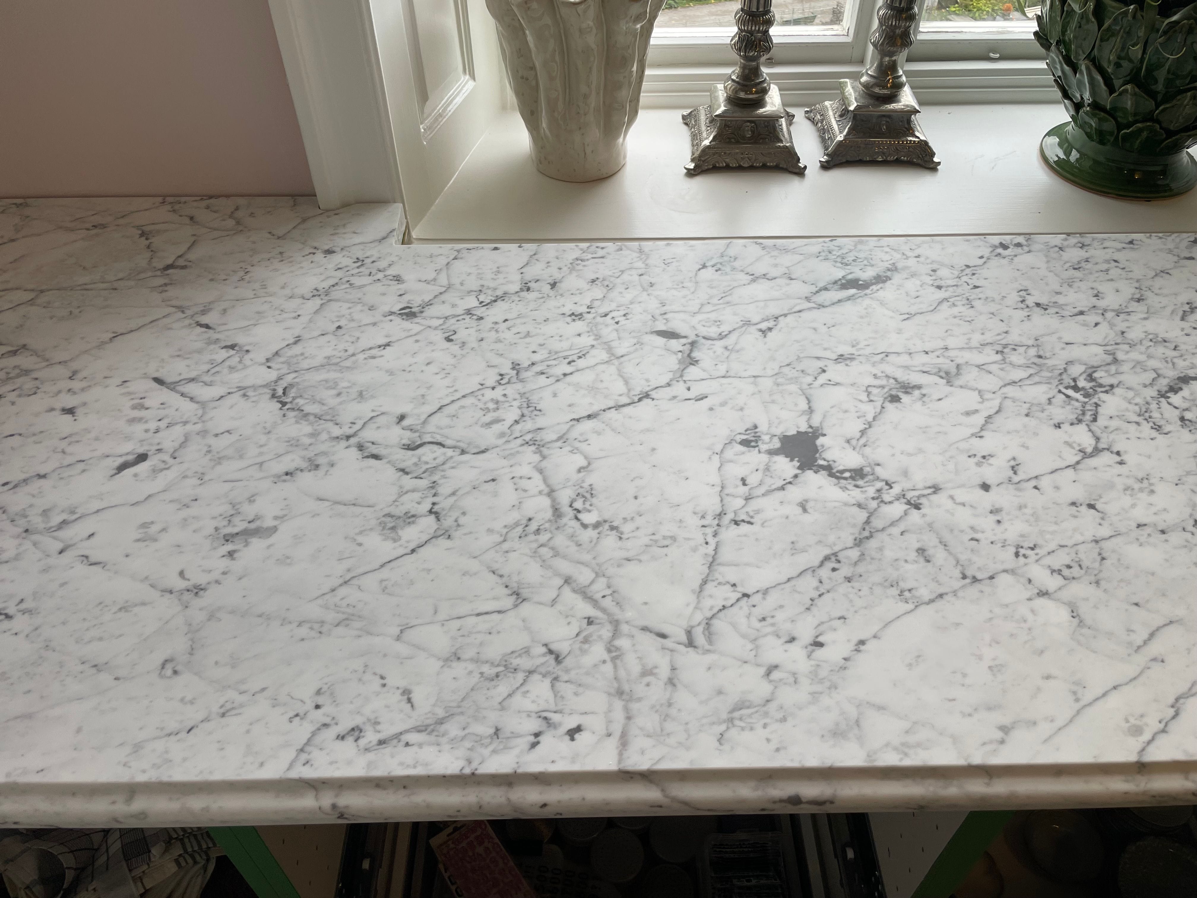 Carrara C köksbänkskiva i Solna