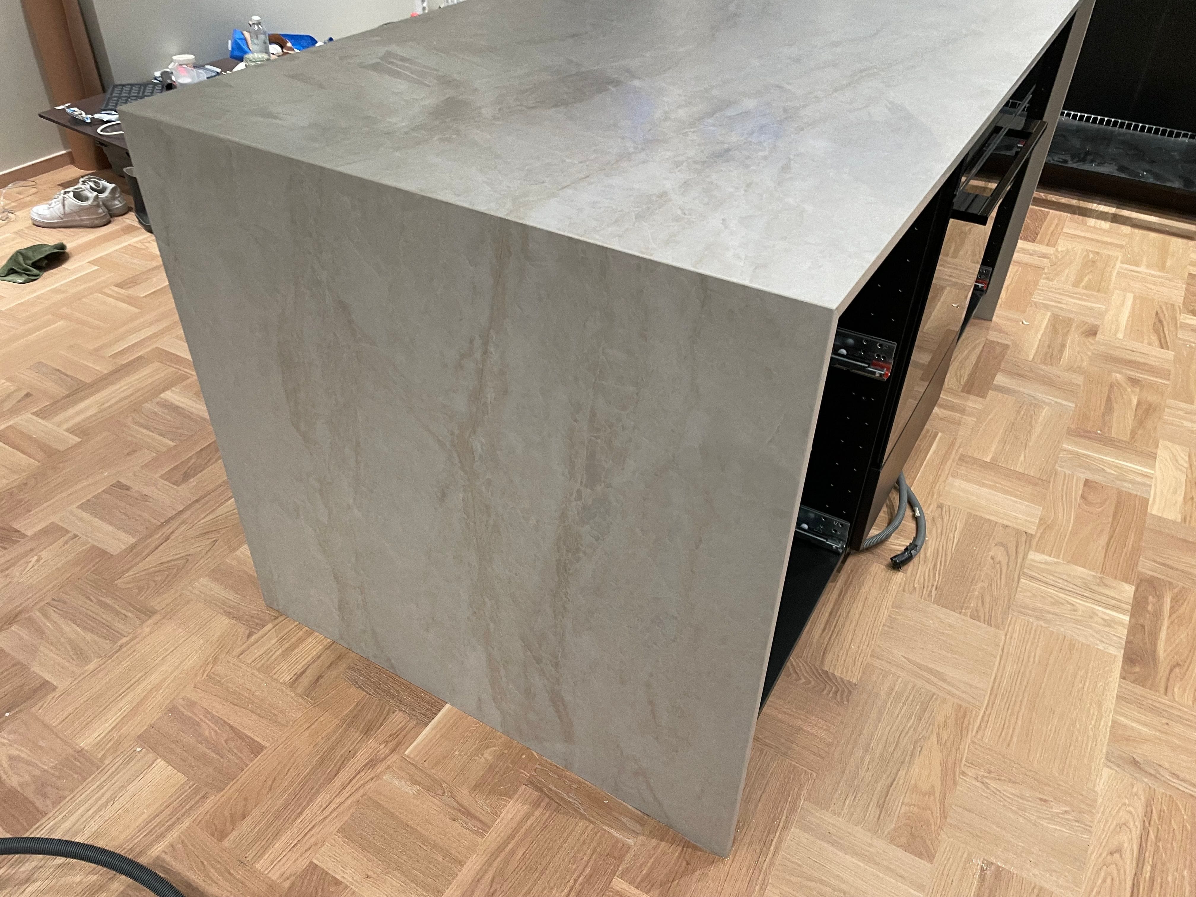 Köksbänkskiva i Dekton Nara i Sundbyberg