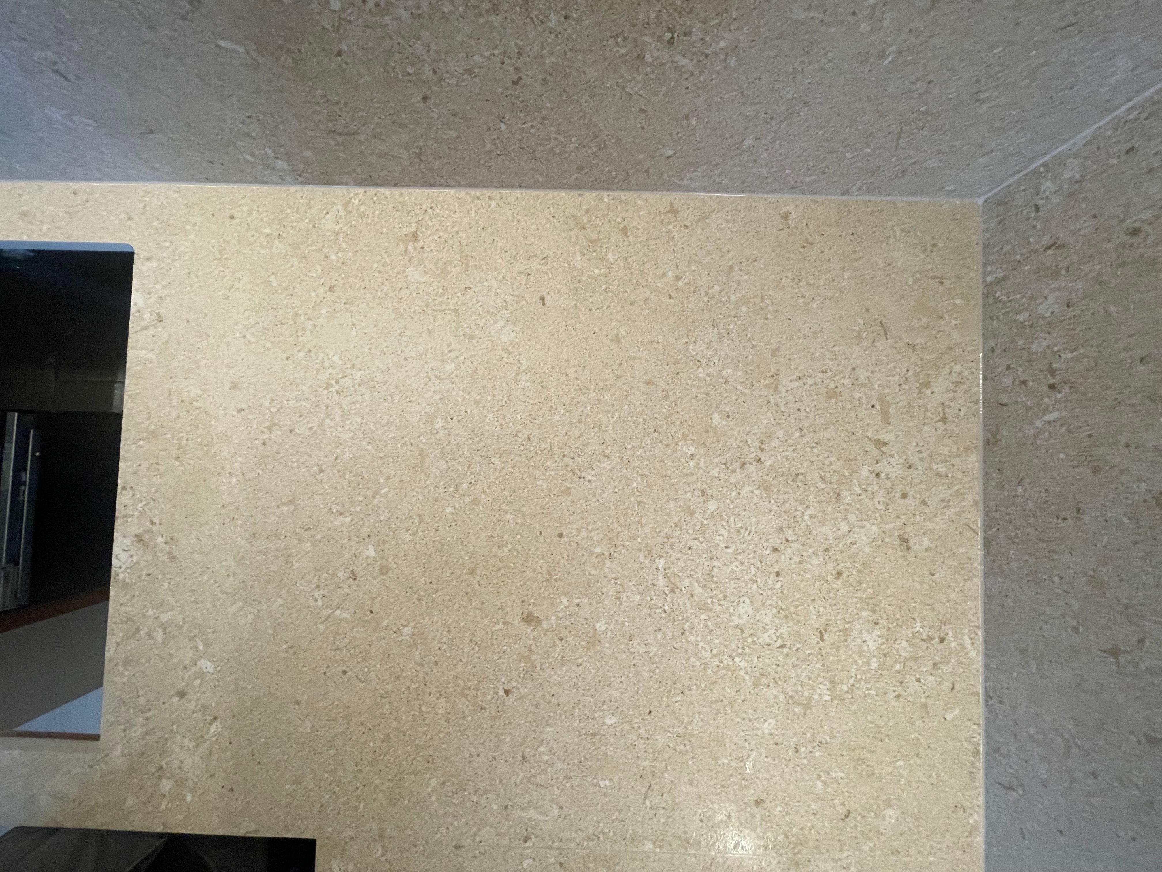 Köksbänkskiva i Dekton Avorio i Stockholm