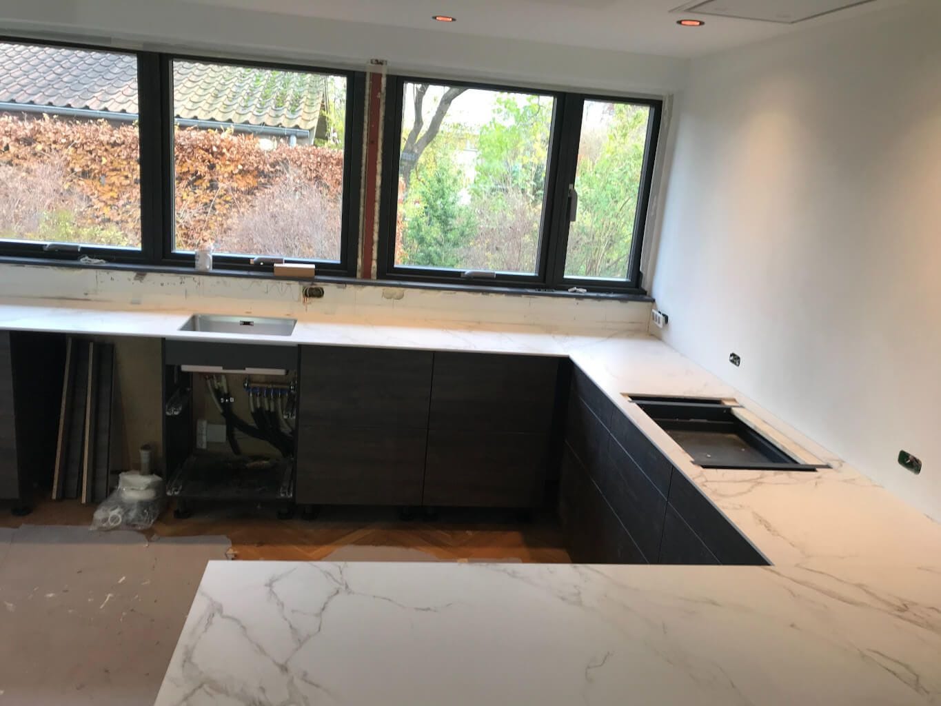 Dekton Aura 22