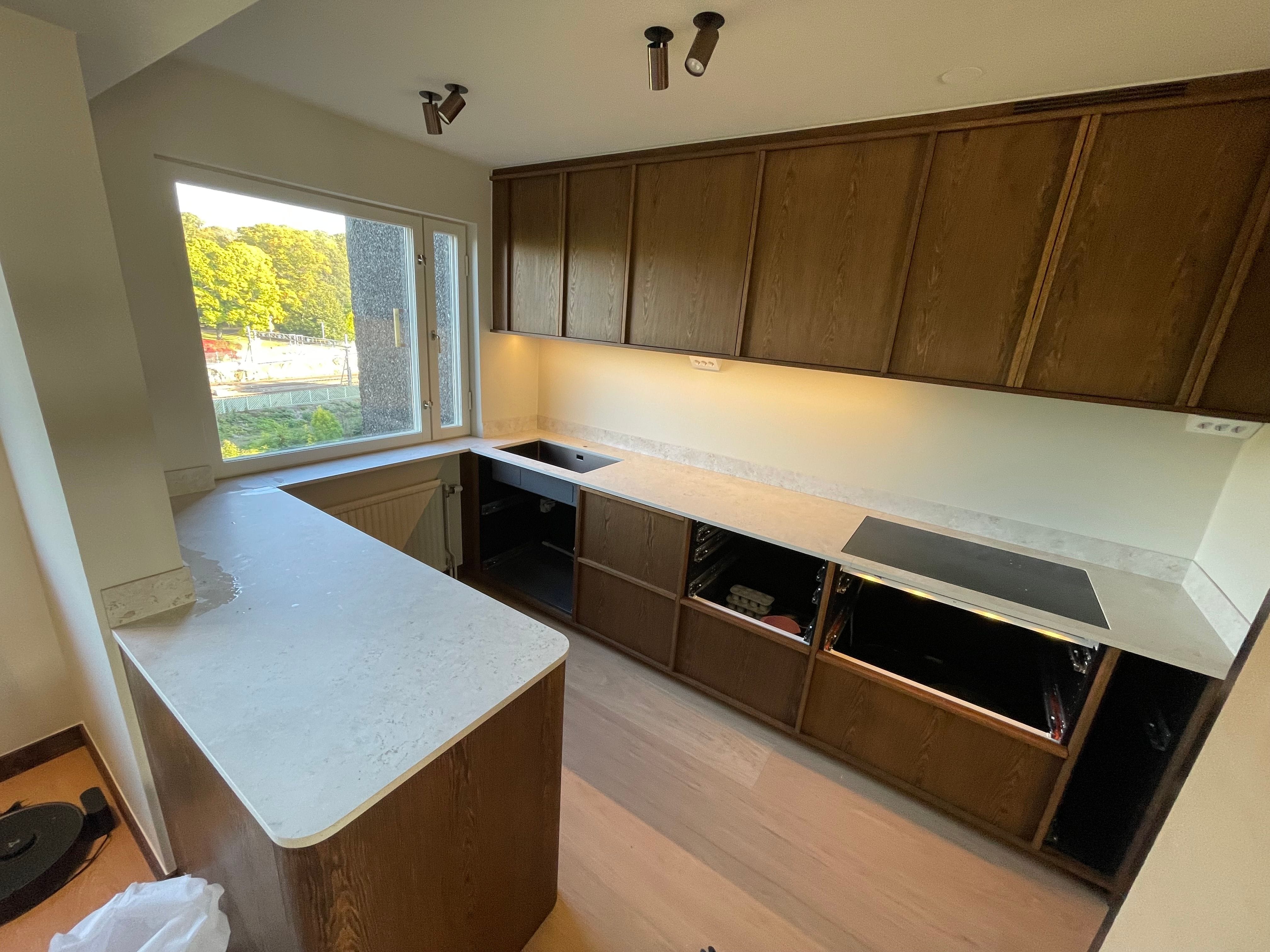Köksbänkskiva i Dekton i Stockholm