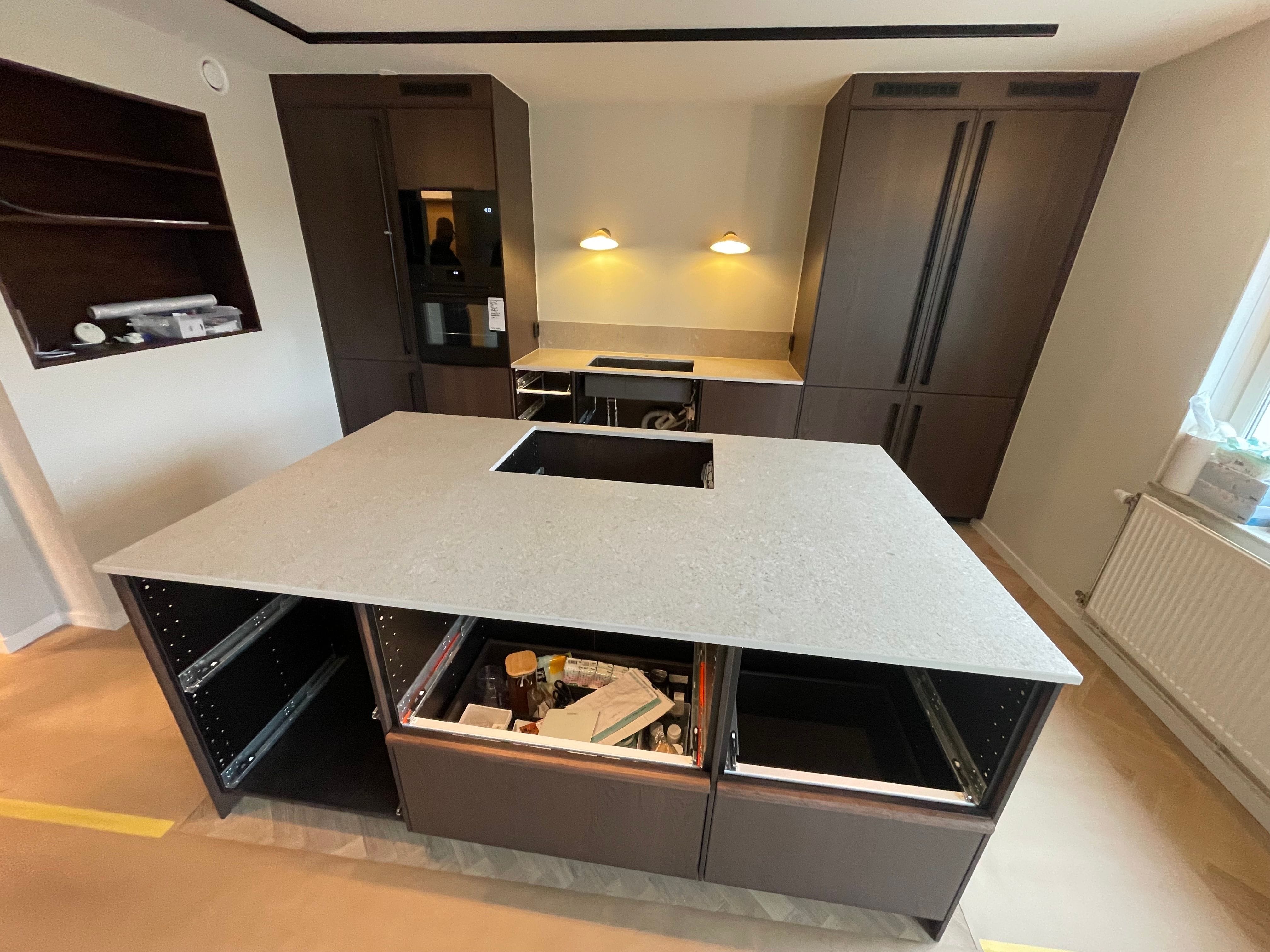 Köksbänkskiva i Dekton Avorio – Stockholm