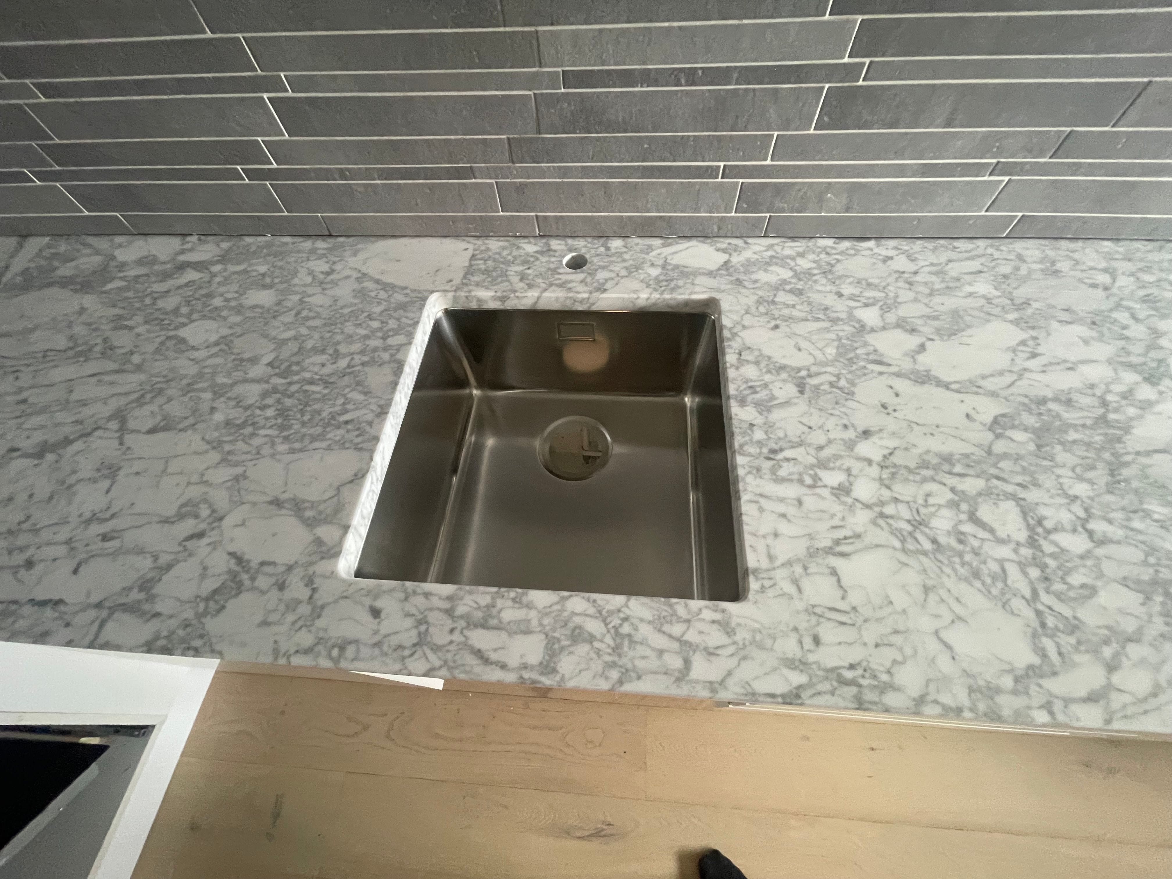 Carrara C köksbänkskiva i Stockholm
